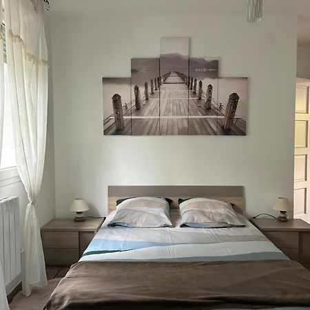 Wilo Gujan Villa Exterior foto